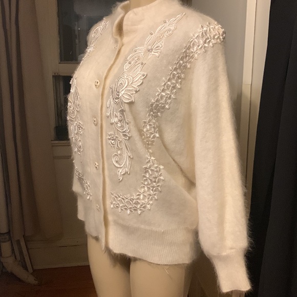 Vintage GIZELE SWEATER - Picture 2 of 8